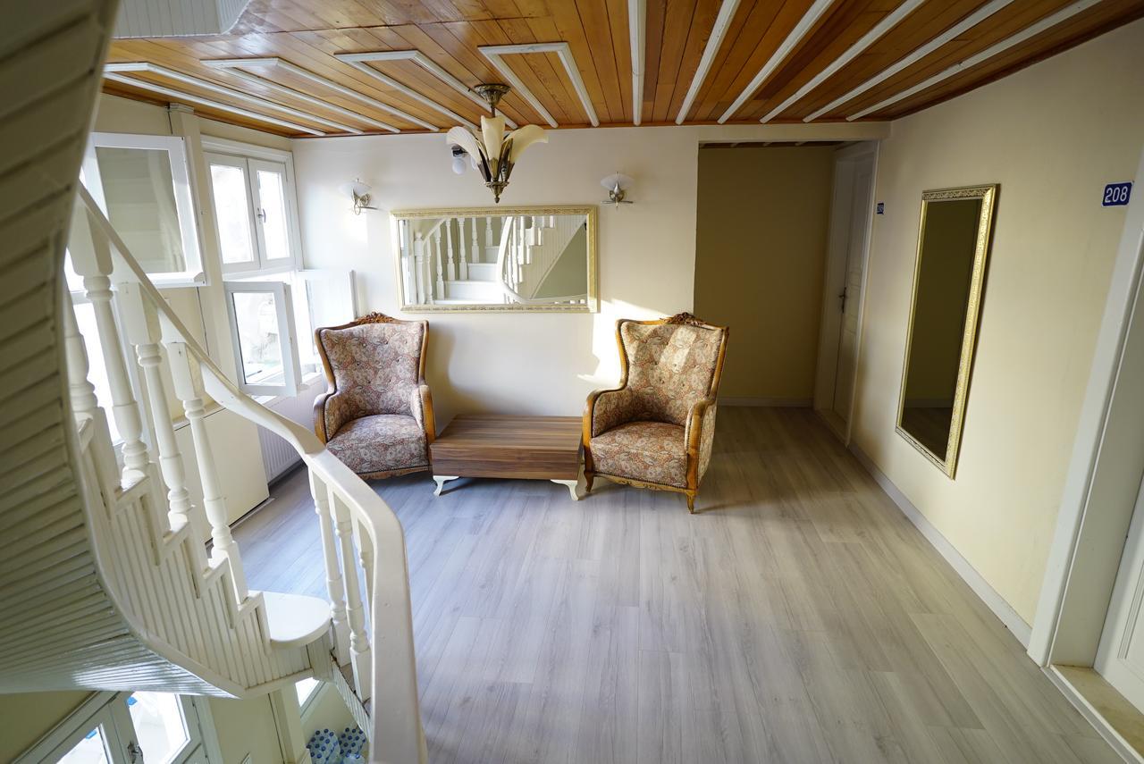 Lafontaine Konak Otel Mudanya Bagian luar foto